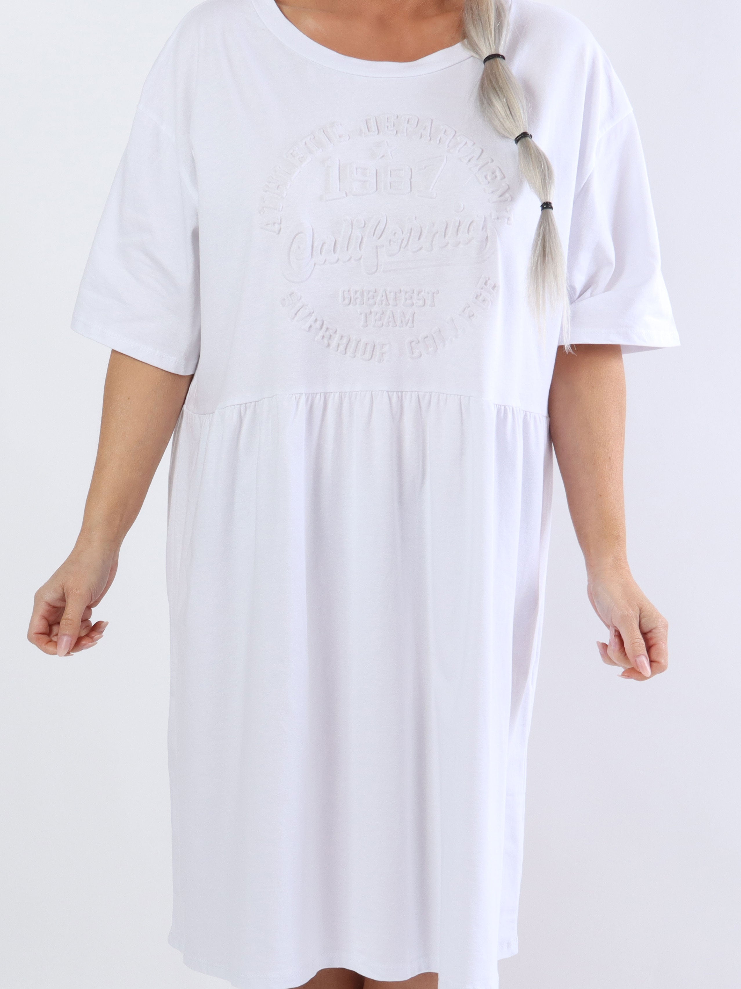 Mynte - Sød plus size kjole i bomuld med 3D tryk